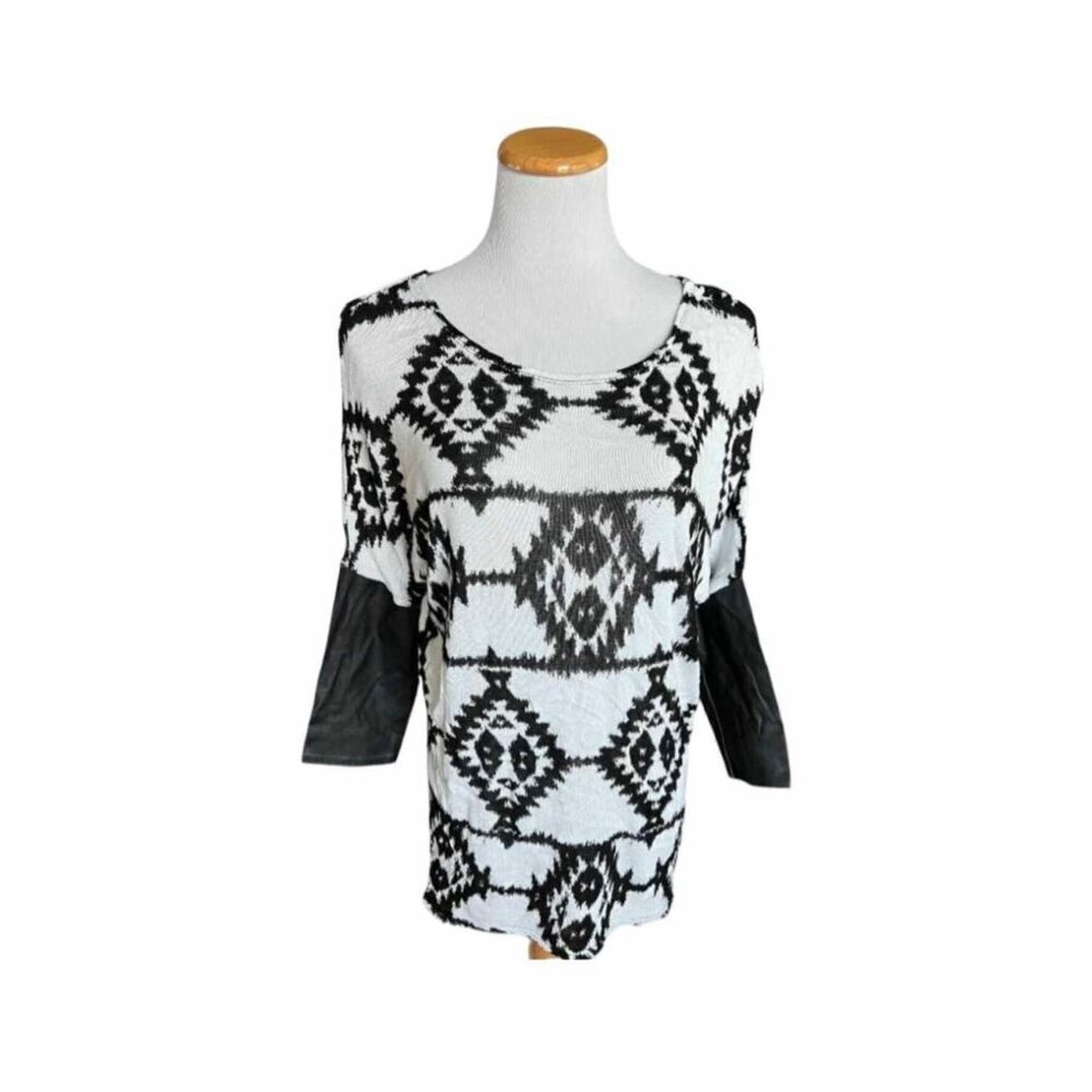 Womens H&M Divided Aztec Faux Leather Top - Sz M